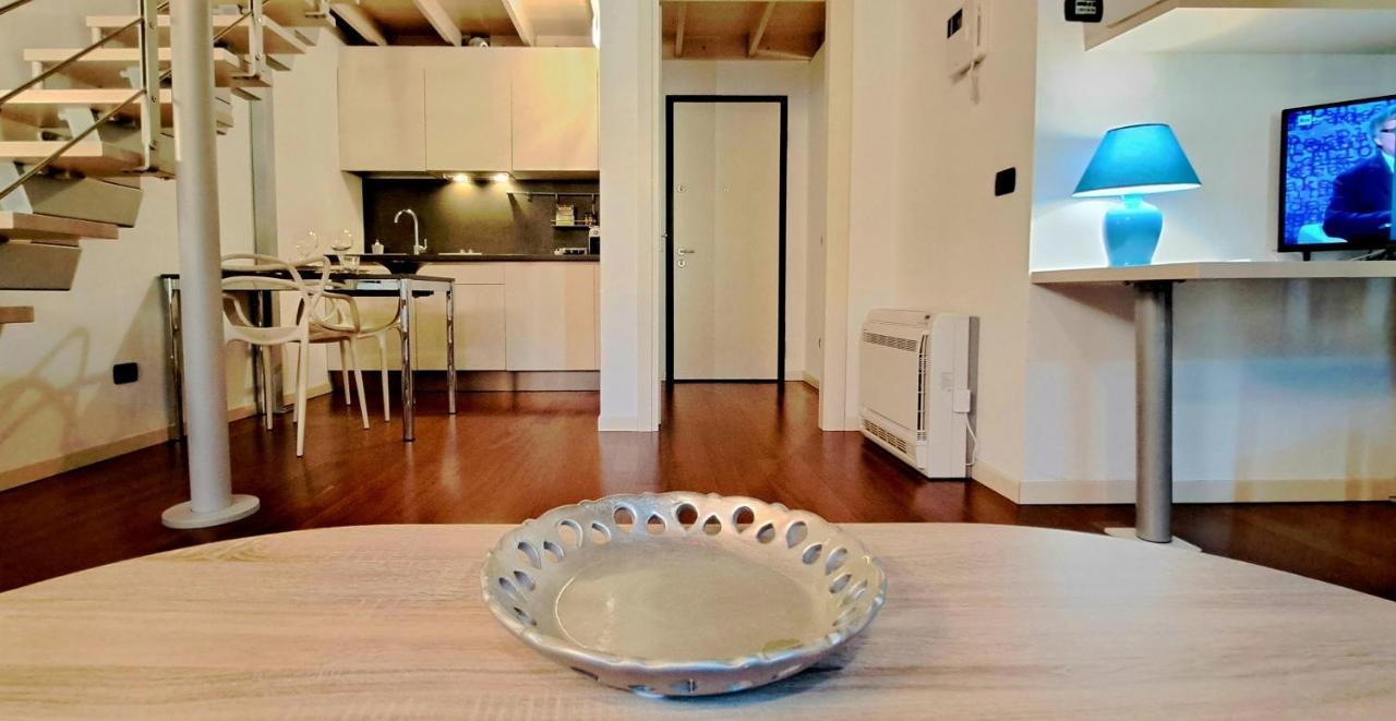 Appartamento Casa Di Giulia Con Soggiorno E Cucina, Camera Matrimoniale Con Tetto A Vista E Grande Parco Circostante Serravalle d'Asti Esterno foto