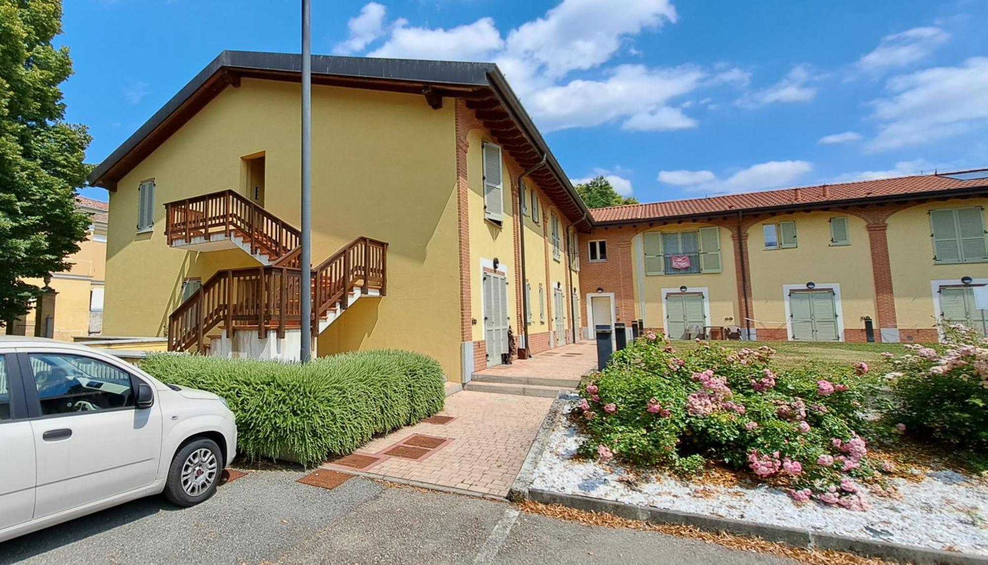 Appartamento Casa Di Giulia Con Soggiorno E Cucina, Camera Matrimoniale Con Tetto A Vista E Grande Parco Circostante Serravalle d'Asti Esterno foto